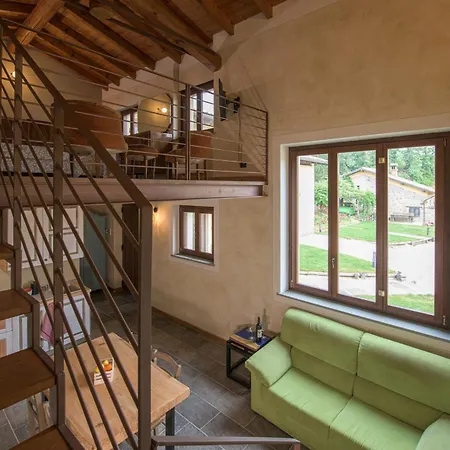 Agriturismo Fontanassa Фермерский дом *